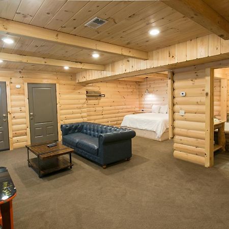 Hummingbird Haven Cabin By Amish Country Lodging Berlin Eksteriør bilde