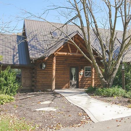 Hummingbird Haven Cabin By Amish Country Lodging Berlin Eksteriør bilde