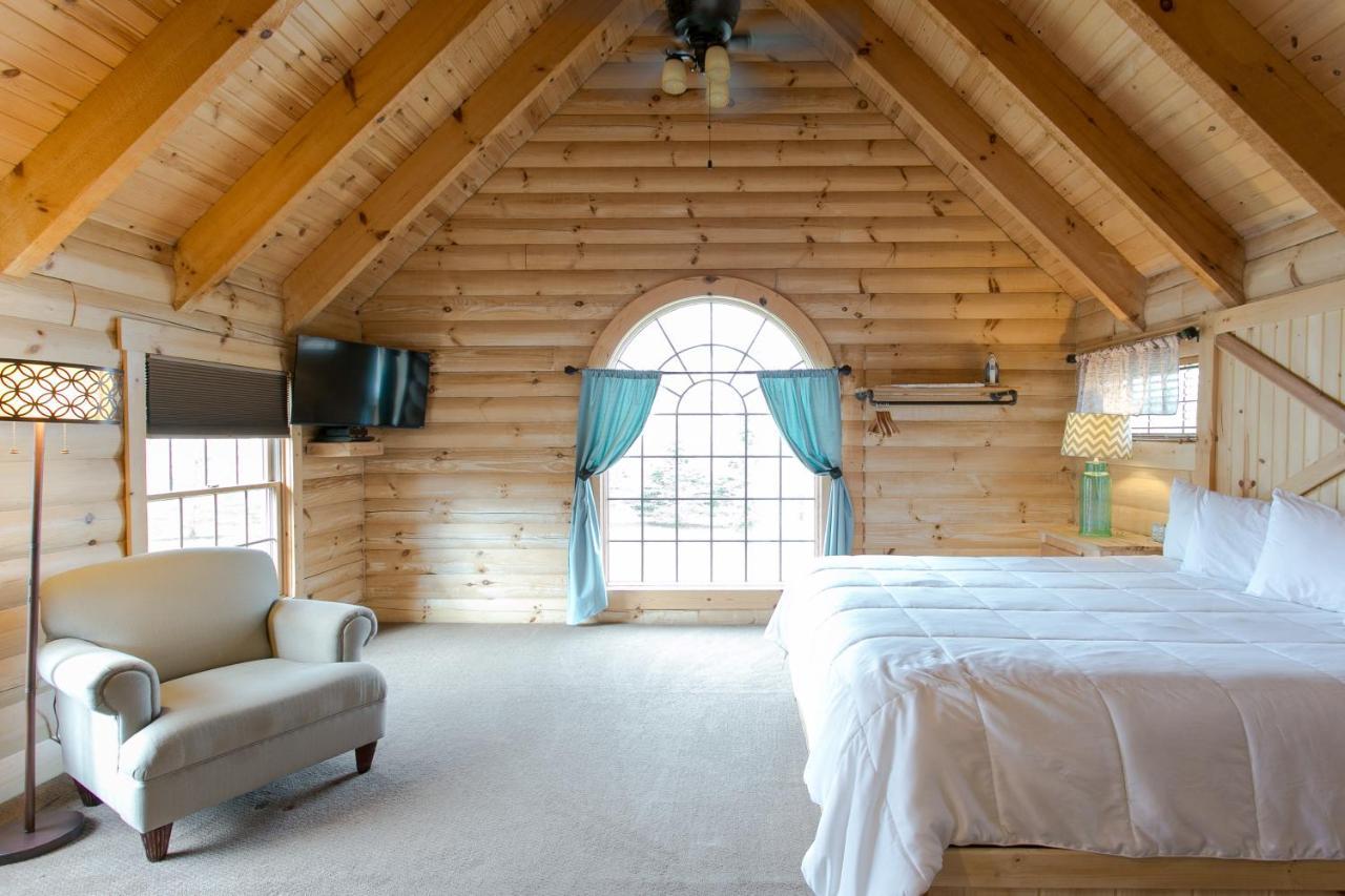 Hummingbird Haven Cabin By Amish Country Lodging Berlin Eksteriør bilde